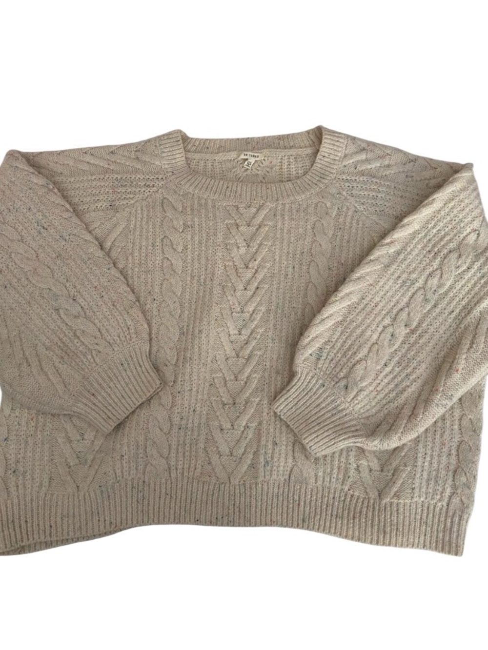 EN CRÈME CABLE KNIT FLECKED SWEATER SIZE M/L